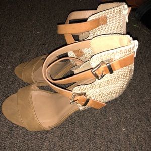 Tan heels